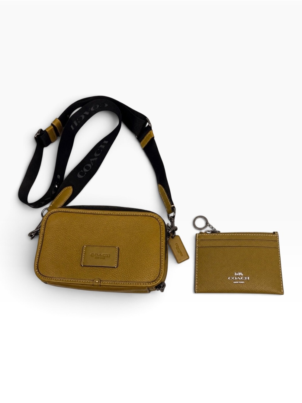 Coach Men’s/Women’s Mustard Leather Crossbody with Black Strap and Card Case